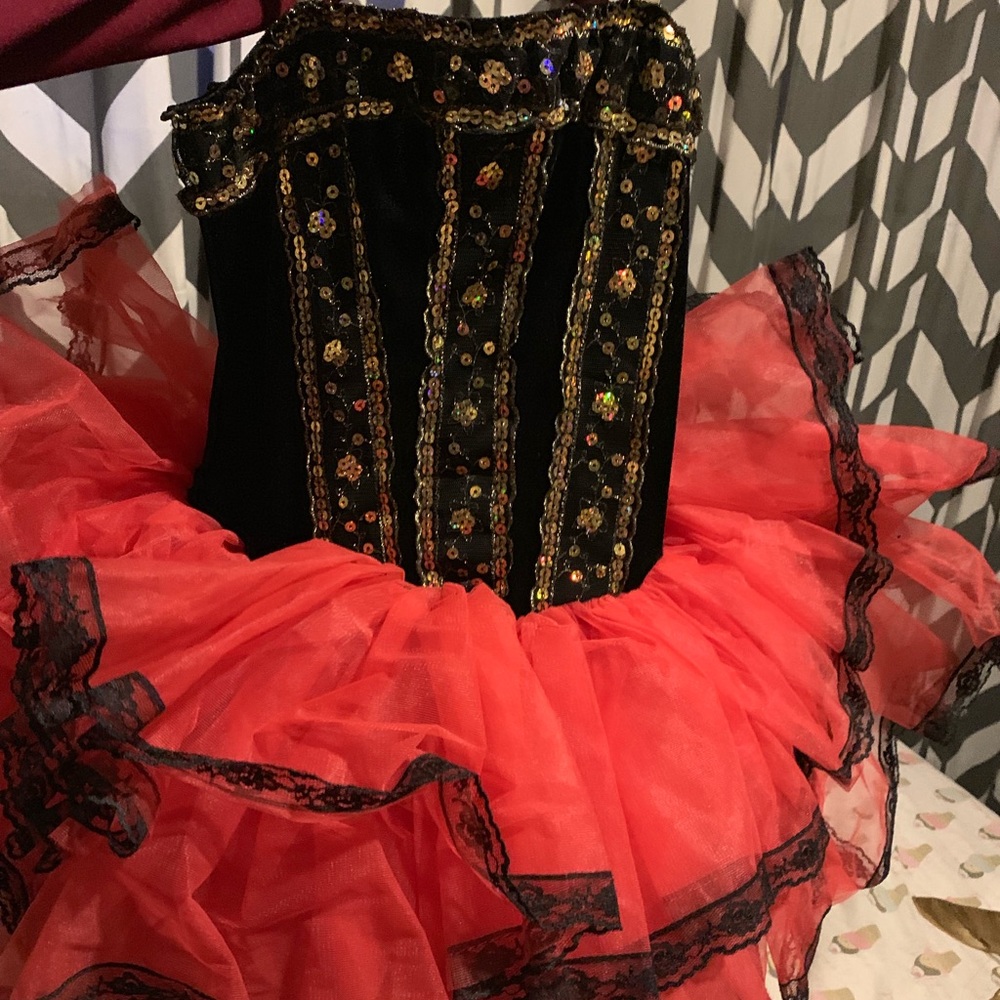 Dance costume